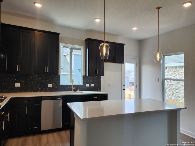 13128 Glynlea Rd, San Antonio, TX 78245