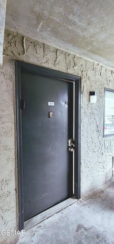 306 Baskins Creek Road, Gatlinburg, TN 37738