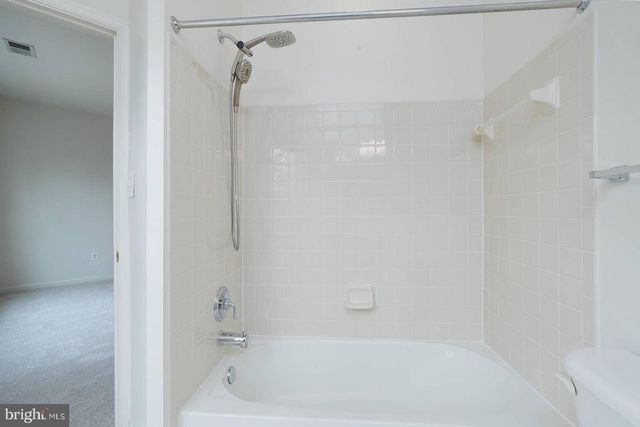 604 AUTUMN WIND, Rockville, MD 20850