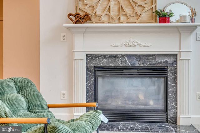 604 AUTUMN WIND, Rockville, MD 20850