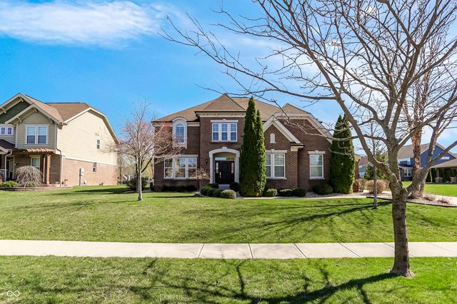 5903 Oakmont Boulevard, Bargersville, IN 46106