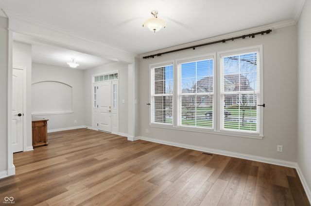 5903 Oakmont Boulevard, Bargersville, IN 46106