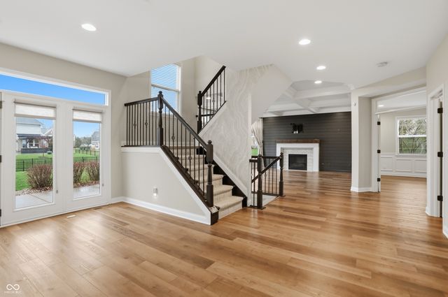 5903 Oakmont Boulevard, Bargersville, IN 46106