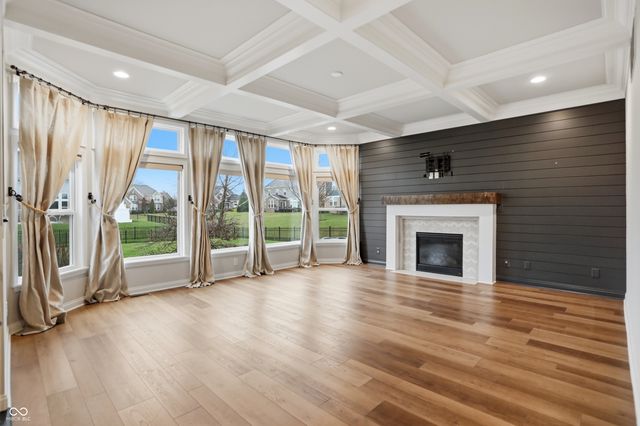 5903 Oakmont Boulevard, Bargersville, IN 46106