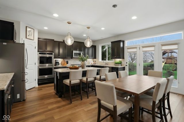 5903 Oakmont Boulevard, Bargersville, IN 46106