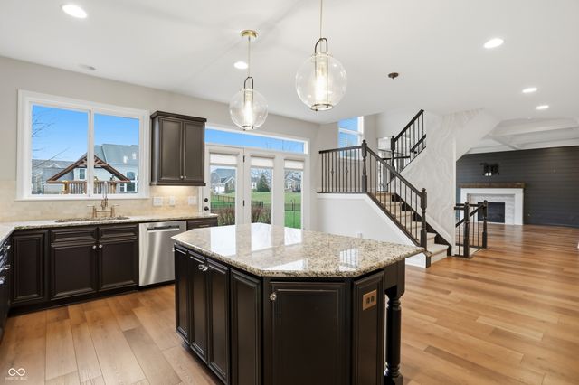 5903 Oakmont Boulevard, Bargersville, IN 46106