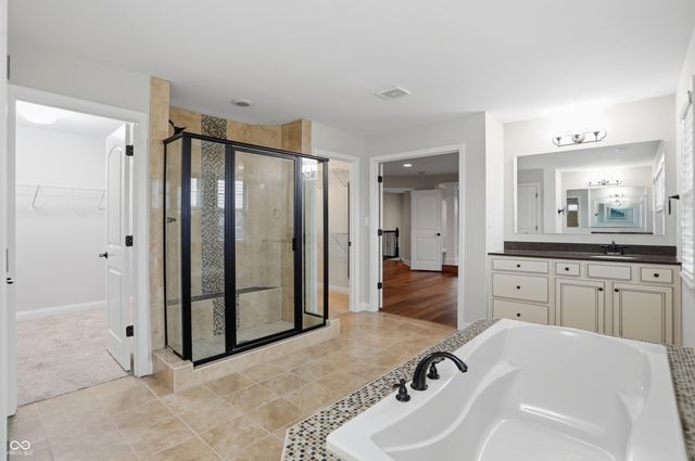 5903 Oakmont Boulevard, Bargersville, IN 46106