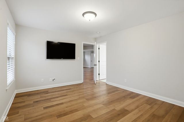 5903 Oakmont Boulevard, Bargersville, IN 46106