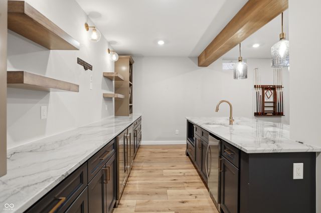 5903 Oakmont Boulevard, Bargersville, IN 46106