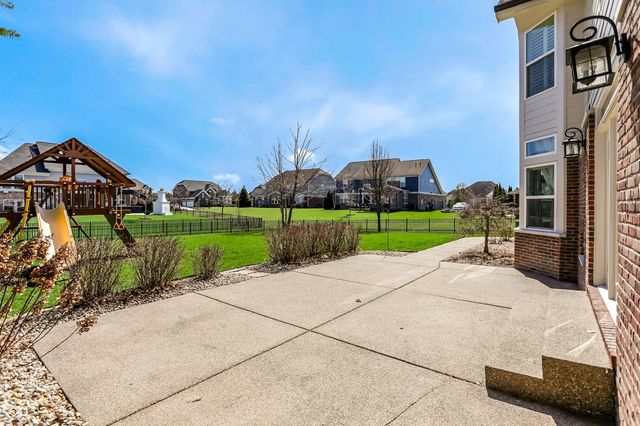 5903 Oakmont Boulevard, Bargersville, IN 46106