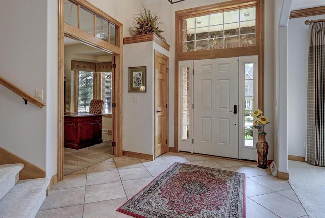 422 BOSWORTH LANE, Neenah, WI 54956