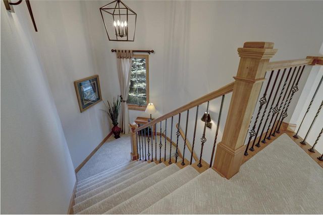 422 BOSWORTH LANE, Neenah, WI 54956
