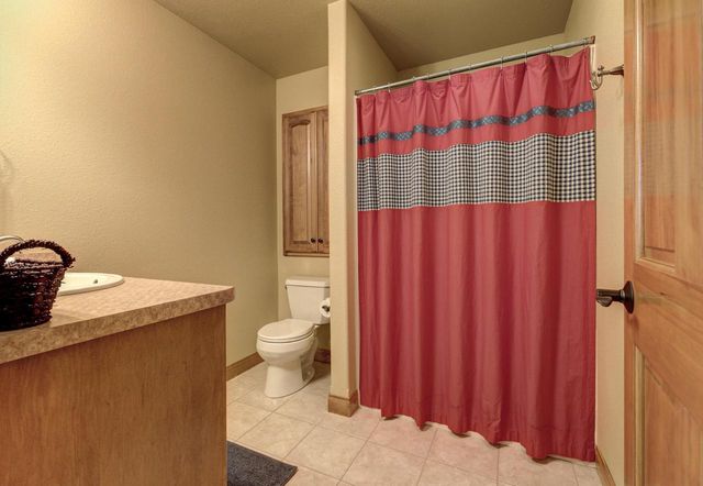 422 BOSWORTH LANE, Neenah, WI 54956