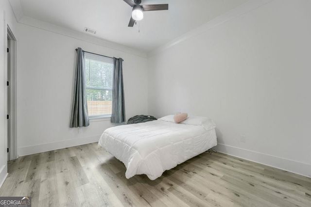 658 Rockbridge Road NW, Lilburn, GA 30047