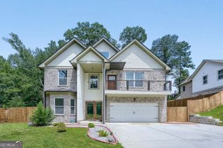 658 Rockbridge Road NW, Lilburn, GA 30047