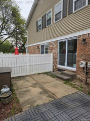 21047 W Glen Haven Circle, Novi, MI 48167
