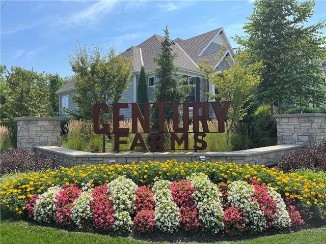16932 Rosehill Street, Overland Park, KS 66221