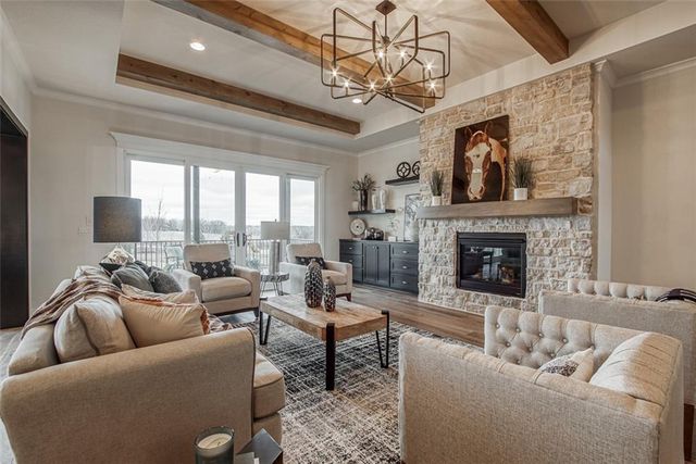 16932 Rosehill Street, Overland Park, KS 66221