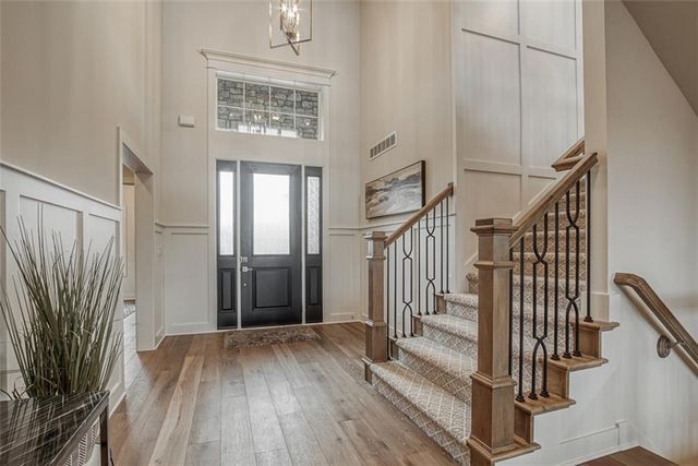 16932 Rosehill Street, Overland Park, KS 66221