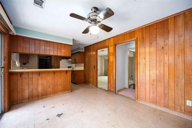 7131 Bellaire Boulevard, Houston, TX 77074