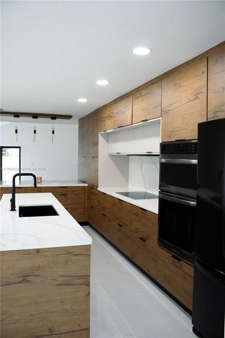 10433 SW 118th Ct, Miami, FL 33186