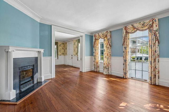 14 Lamboll Street, Charleston, SC 29401