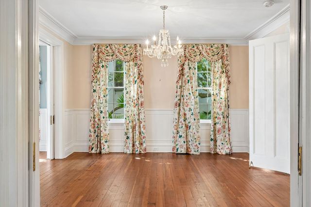 14 Lamboll Street, Charleston, SC 29401