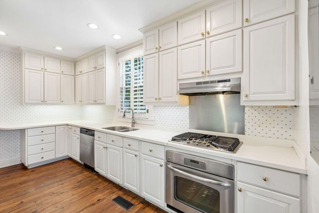 14 Lamboll Street, Charleston, SC 29401