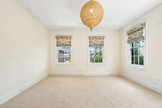 14 Lamboll Street, Charleston, SC 29401