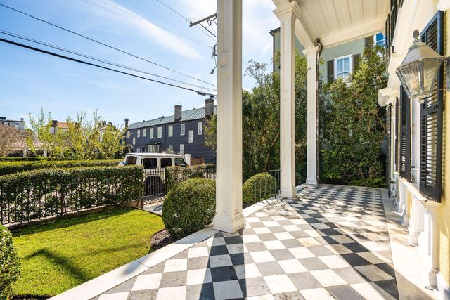 14 Lamboll Street, Charleston, SC 29401
