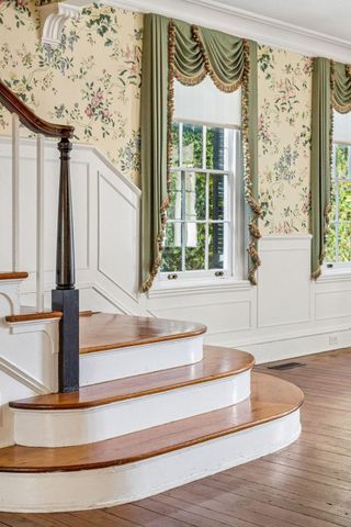 14 Lamboll Street, Charleston, SC 29401