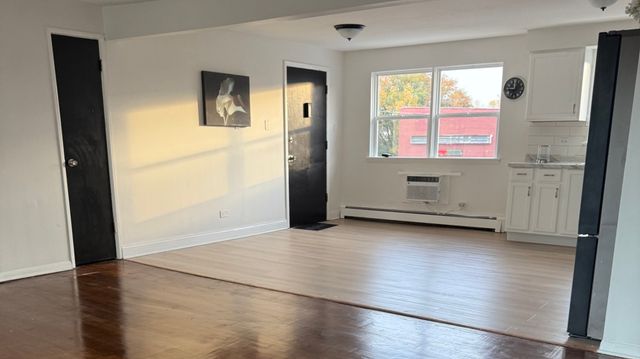 7907 S Ellis Avenue 3, Chicago, IL 60619