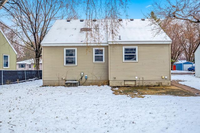 129 32nd Avenue N, Saint Cloud, MN 56303