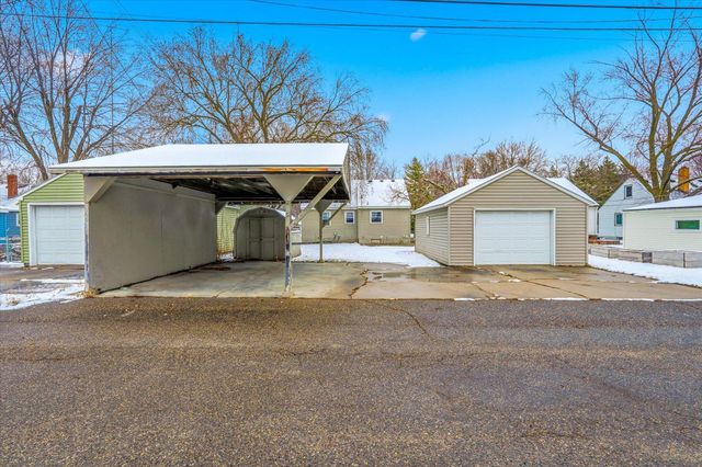 129 32nd Avenue N, Saint Cloud, MN 56303