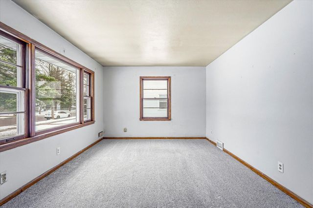 129 32nd Avenue N, Saint Cloud, MN 56303