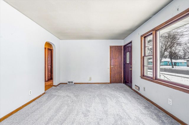 129 32nd Avenue N, Saint Cloud, MN 56303