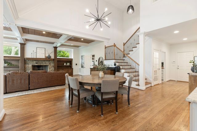 8218 Holly Rd, Brentwood, TN 37027