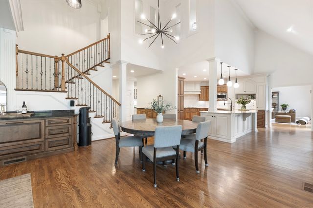 8218 Holly Rd, Brentwood, TN 37027