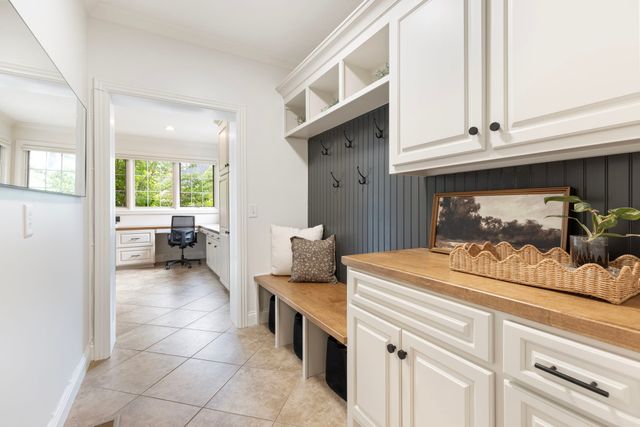 8218 Holly Rd, Brentwood, TN 37027