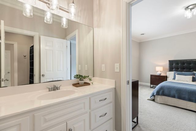 8218 Holly Rd, Brentwood, TN 37027