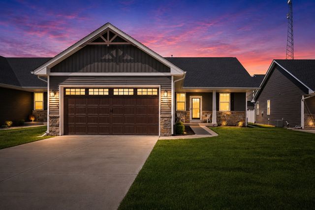 3098 Mary Leigh Drive, Bettendorf, IA 52722