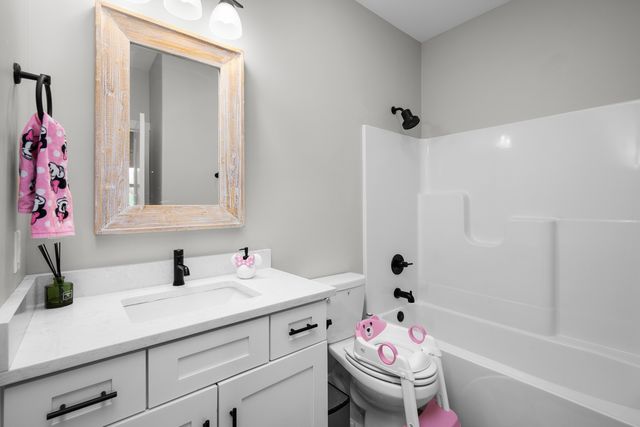 3098 Mary Leigh Drive, Bettendorf, IA 52722