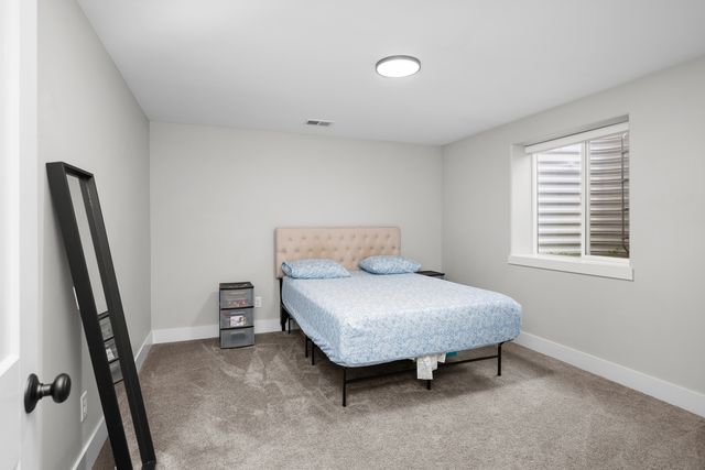 3098 Mary Leigh Drive, Bettendorf, IA 52722