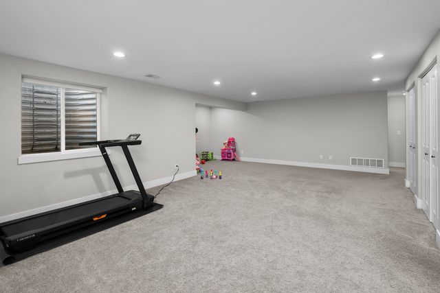 3098 Mary Leigh Drive, Bettendorf, IA 52722