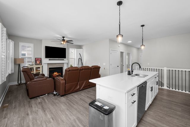 3098 Mary Leigh Drive, Bettendorf, IA 52722