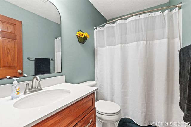 9760 Jade Drive, Allendale, MI 49401