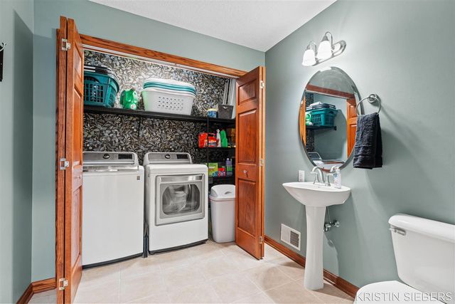 9760 Jade Drive, Allendale, MI 49401