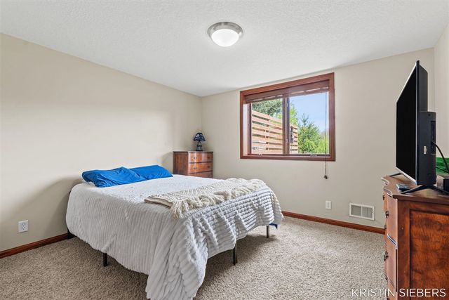 9760 Jade Drive, Allendale, MI 49401
