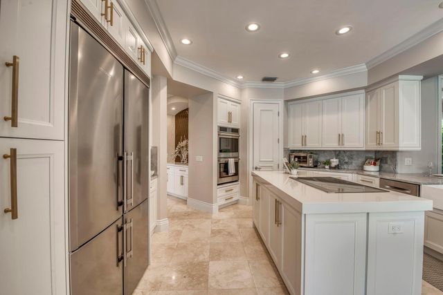 101 Thornton Drive, Palm Beach Gardens, FL 33418