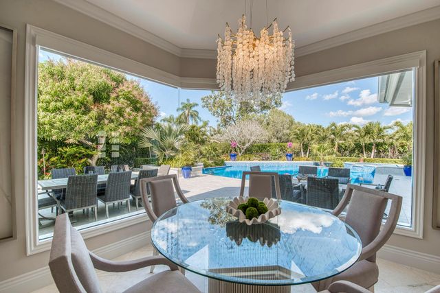 101 Thornton Drive, Palm Beach Gardens, FL 33418